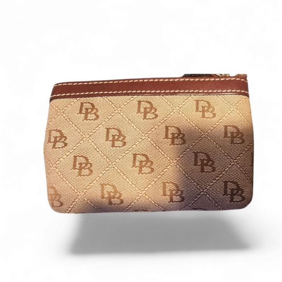 Dooney and Bourke wallet - Picture 4 of 4
